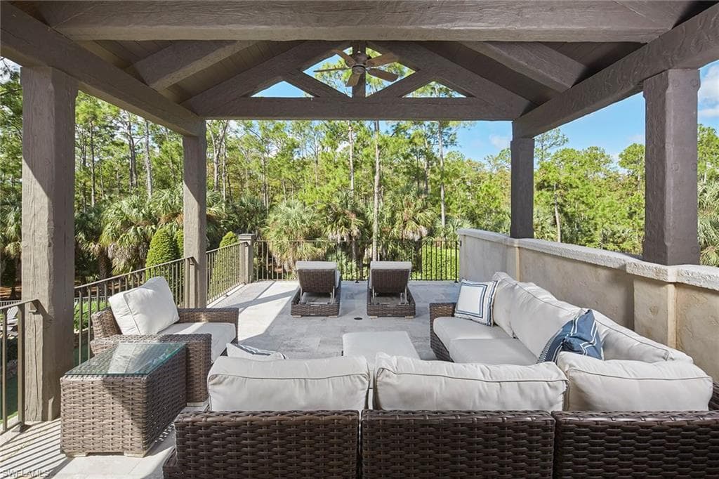 29120 Teramo Way, Naples, FL 34110-27