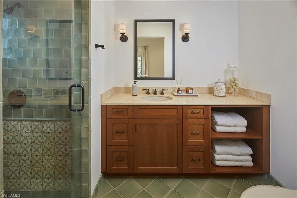 29120 Teramo Way, Naples, FL 34110-31