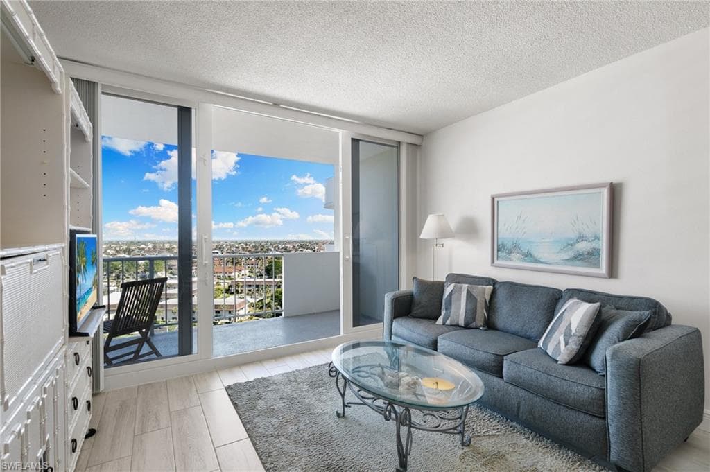 140 Seaview Ct 1204s, Marco Island, FL 34145-7