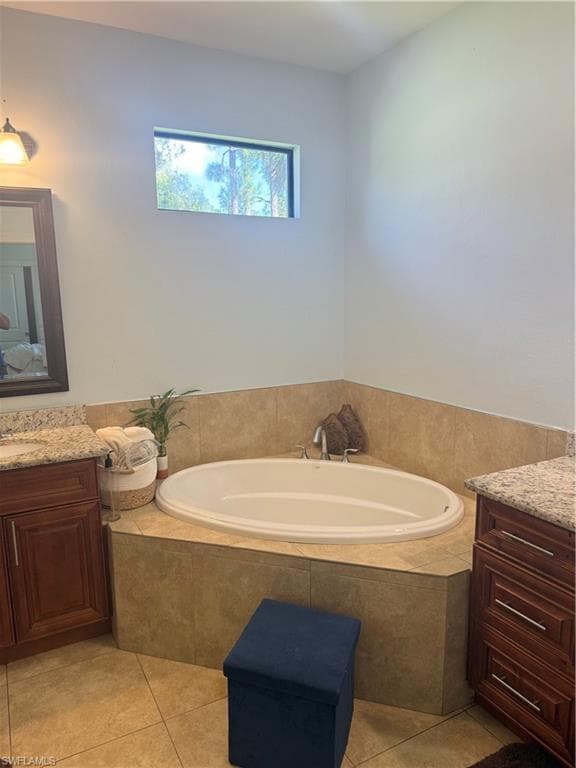 2735 12th Ave NE, Naples, FL 34120-10