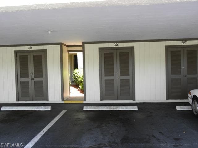 5825 Rattlesnake Hammock Rd 107, Naples, FL 34109-12
