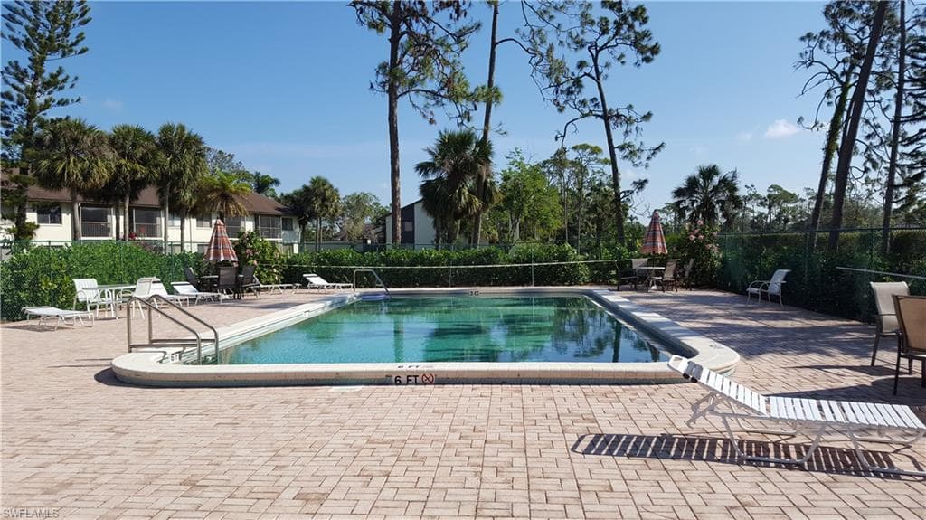 5825 Rattlesnake Hammock Rd 107, Naples, FL 34109-15