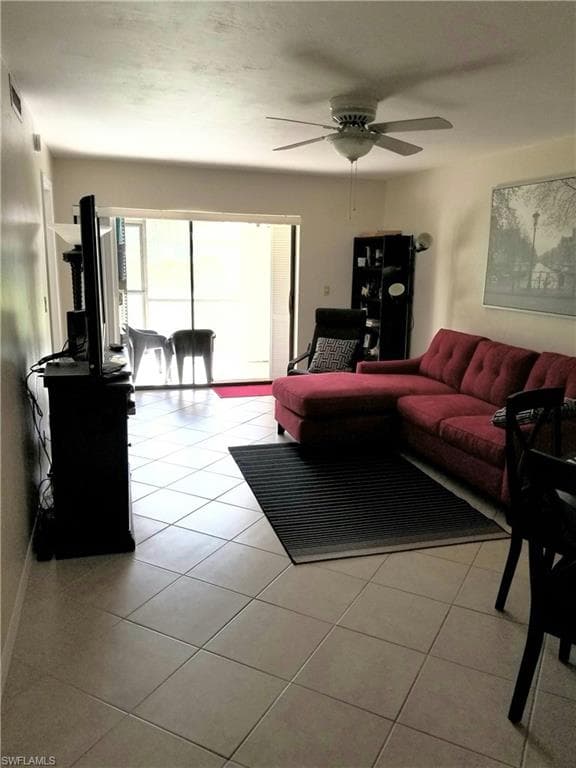5825 Rattlesnake Hammock Rd 107, Naples, FL 34109-2