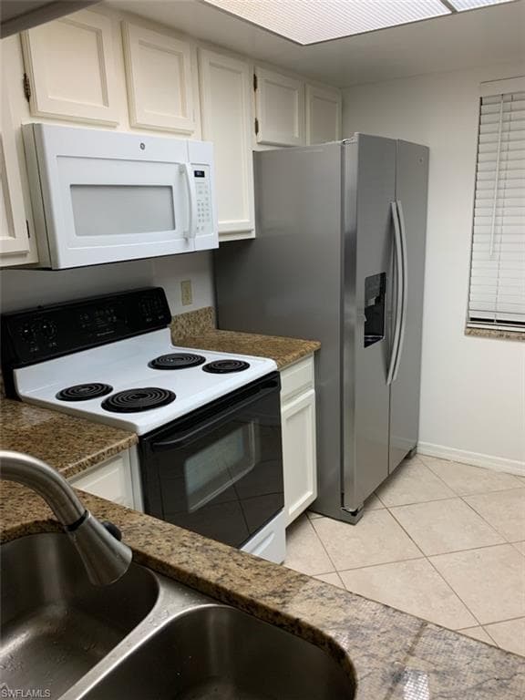 5825 Rattlesnake Hammock Rd 107, Naples, FL 34109-4