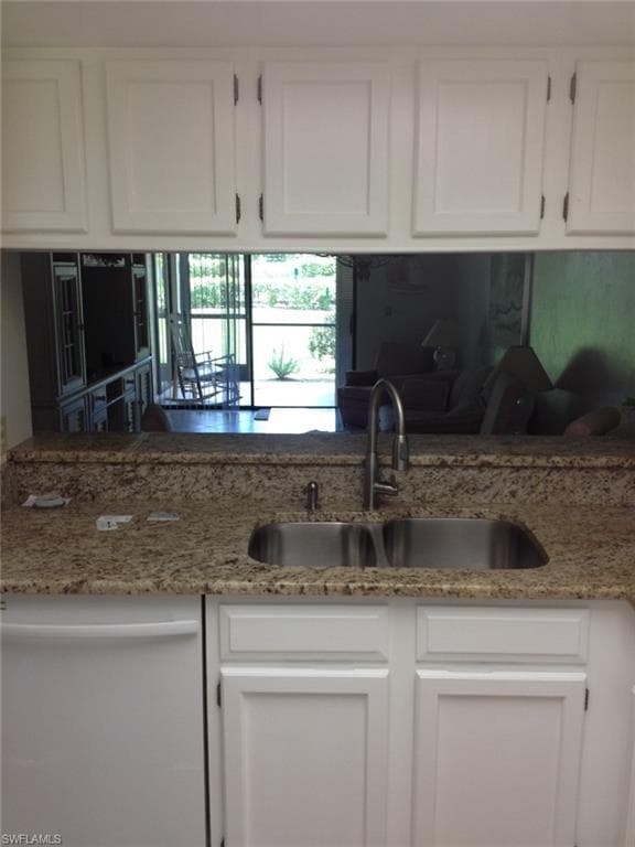 5825 Rattlesnake Hammock Rd 107, Naples, FL 34109-5