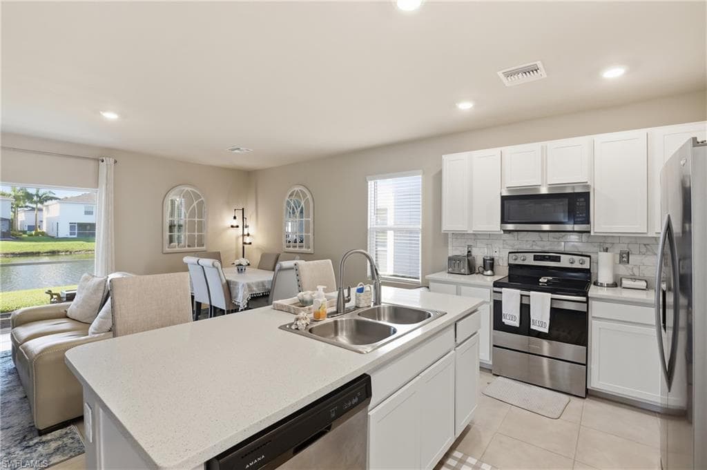 15388 Wildflower Cir, Naples, FL 34119-10