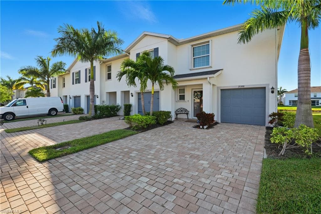 15388 Wildflower Cir, Naples, FL 34119-1