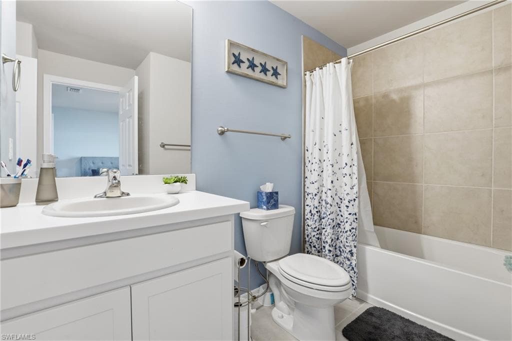 15388 Wildflower Cir, Naples, FL 34119-32