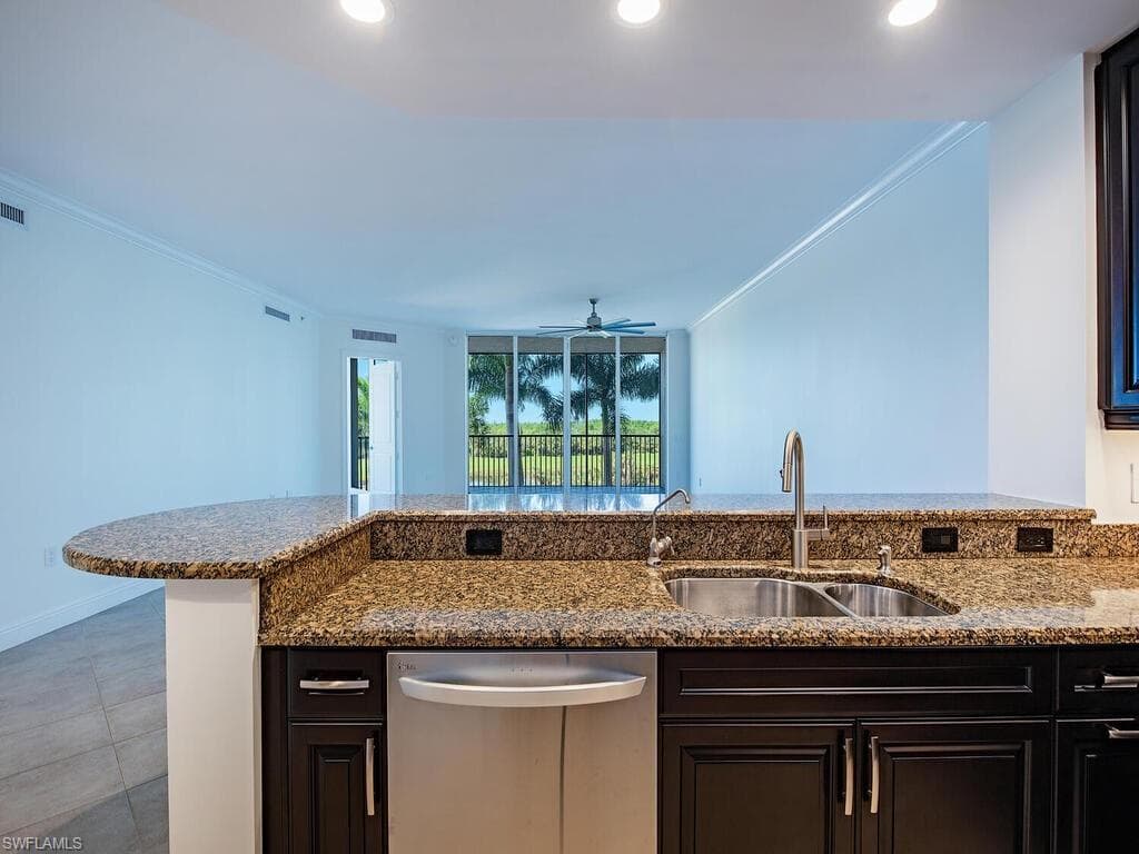 23850 Via Italia Cir 203, Bonita Springs, FL 34134-3