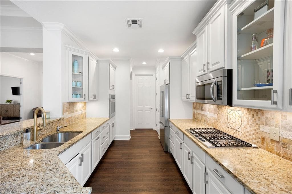 12771 Aviano Dr, Naples, FL 34105-14