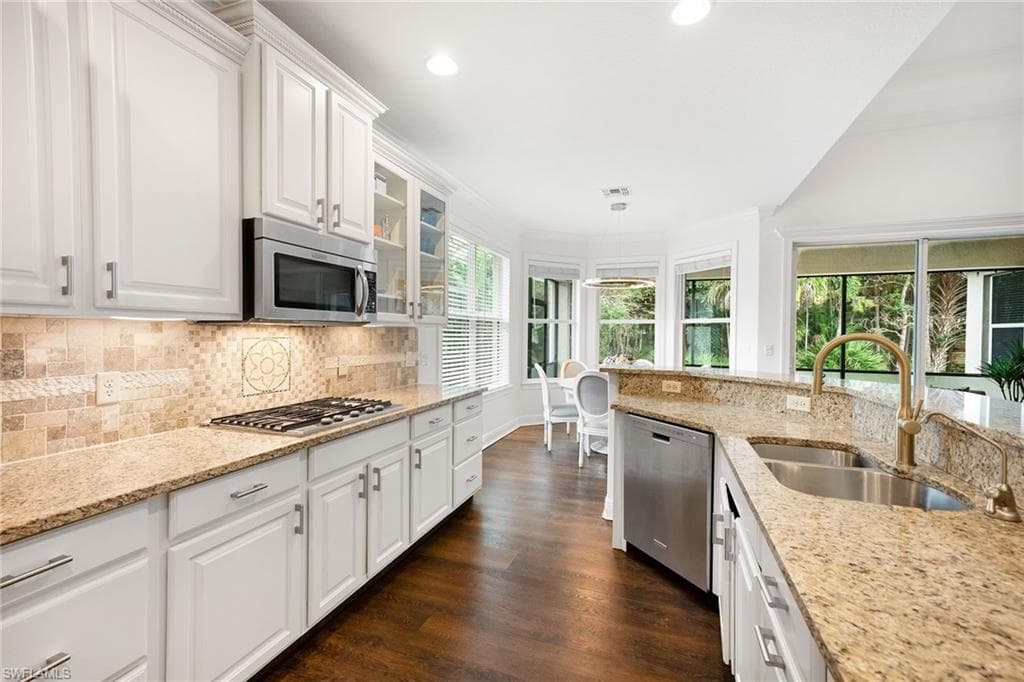 12771 Aviano Dr, Naples, FL 34105-17