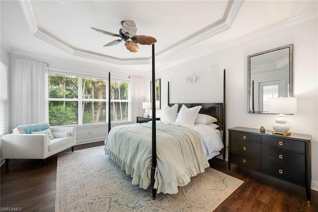 12771 Aviano Dr, Naples, FL 34105-22