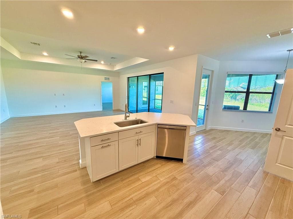 1785 Hagen Ct, Naples, FL 34120-15