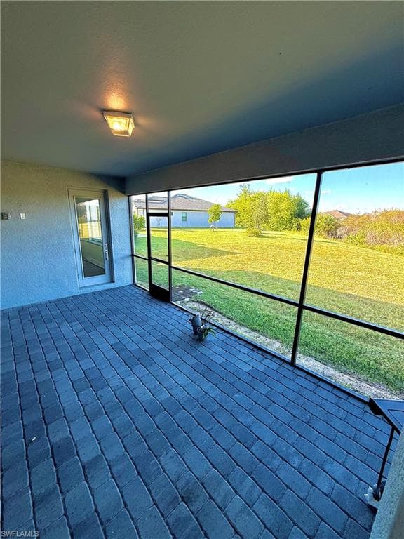 1785 Hagen Ct, Naples, FL 34120-18