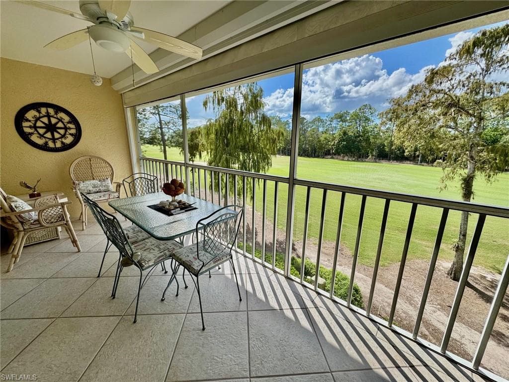 3695 Amberly Cir E305, Naples, FL 34112-12