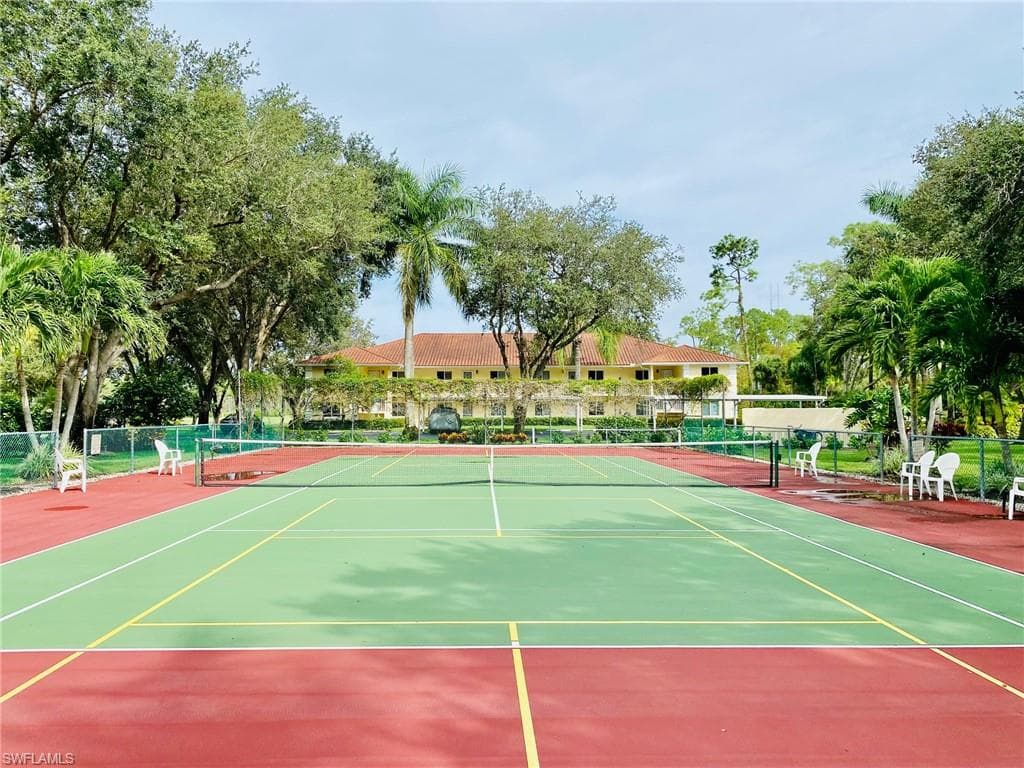 3695 Amberly Cir E305, Naples, FL 34112-20