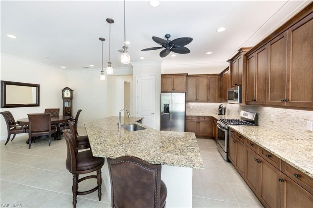 28564 Twain Dr, Bonita Springs, FL 34135-9