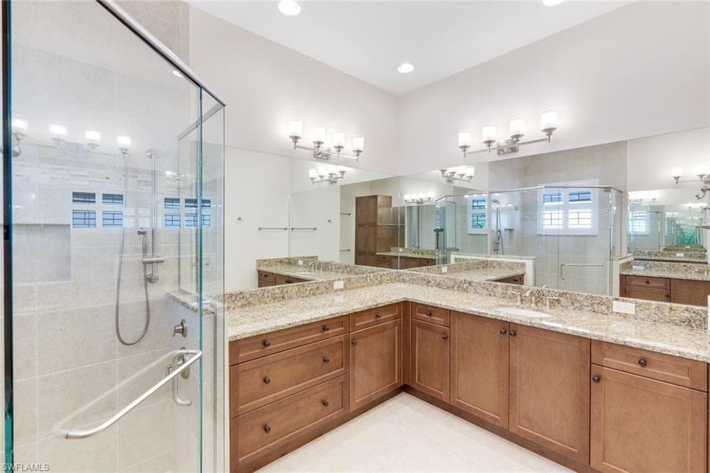 28564 Twain Dr, Bonita Springs, FL 34135-18