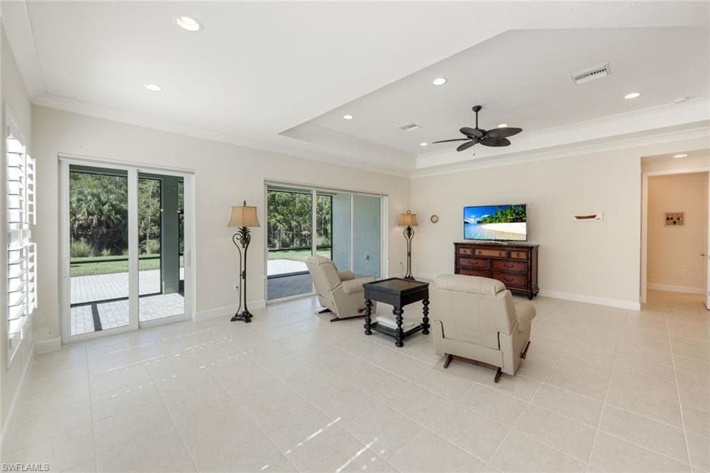 28564 Twain Dr, Bonita Springs, FL 34135-26