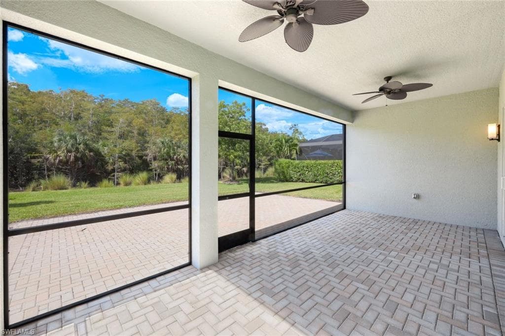 28564 Twain Dr, Bonita Springs, FL 34135-29