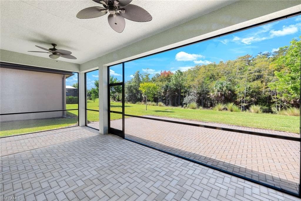 28564 Twain Dr, Bonita Springs, FL 34135-30
