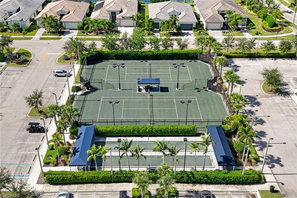 28564 Twain Dr, Bonita Springs, FL 34135-37