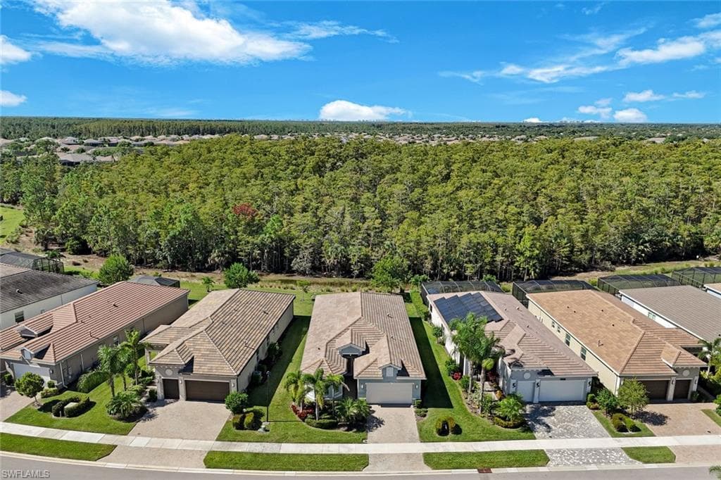 28564 Twain Dr, Bonita Springs, FL 34135-3