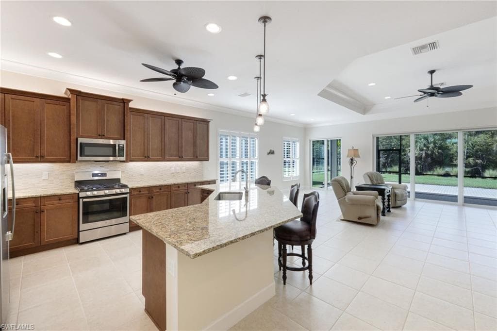 28564 Twain Dr, Bonita Springs, FL 34135-7