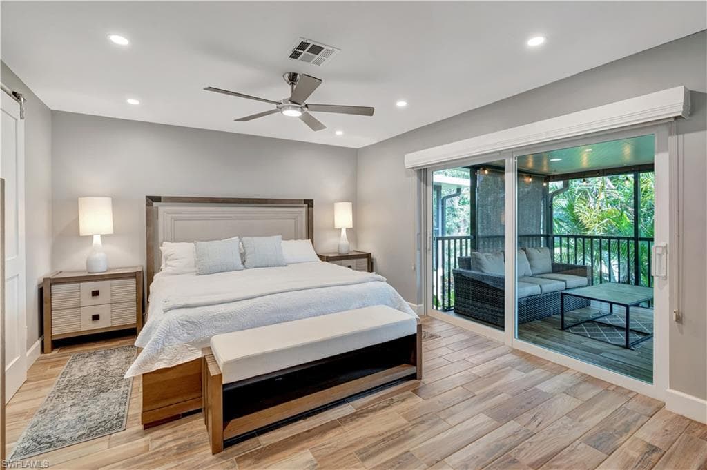 300 Palm Dr 402, Naples, FL 34112-11