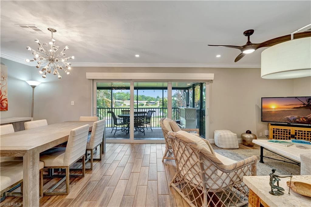 300 Palm Dr 402, Naples, FL 34112-21