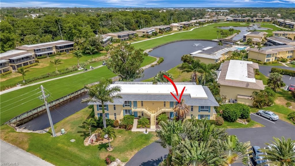 300 Palm Dr 402, Naples, FL 34112-22