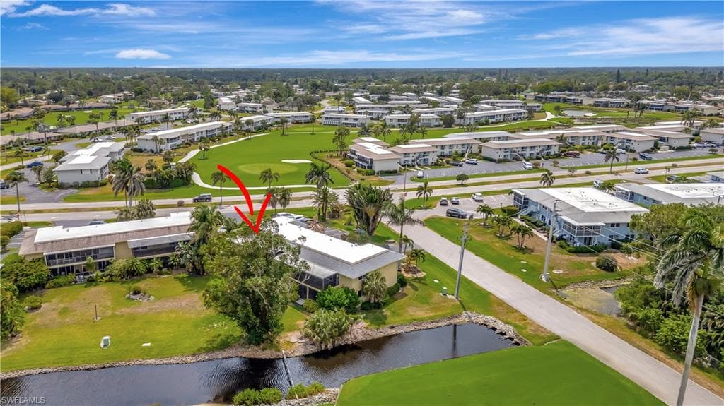 300 Palm Dr 402, Naples, FL 34112-28