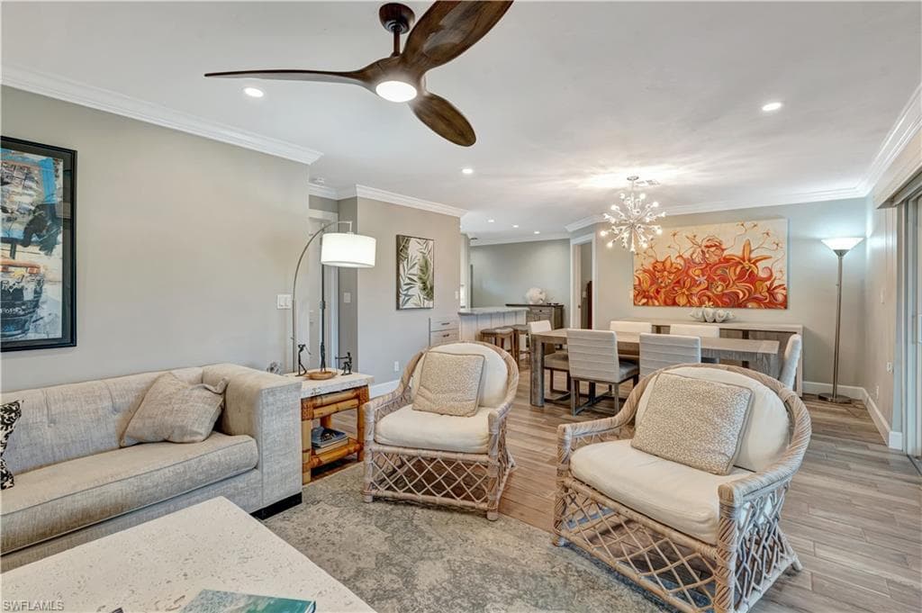 300 Palm Dr 402, Naples, FL 34112-30