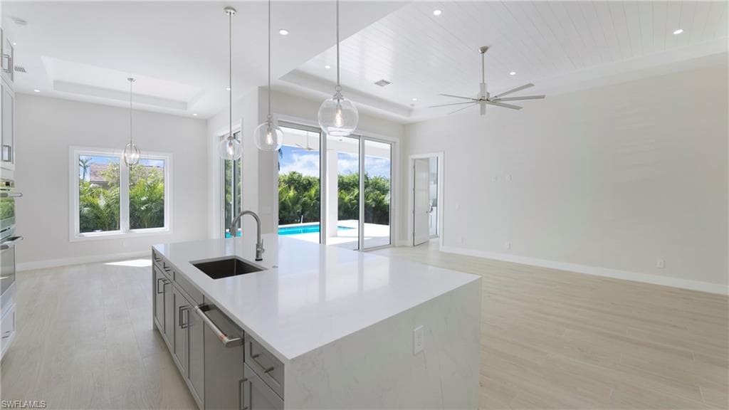 138 Kirkwood St, Marco Island, FL 34145-16