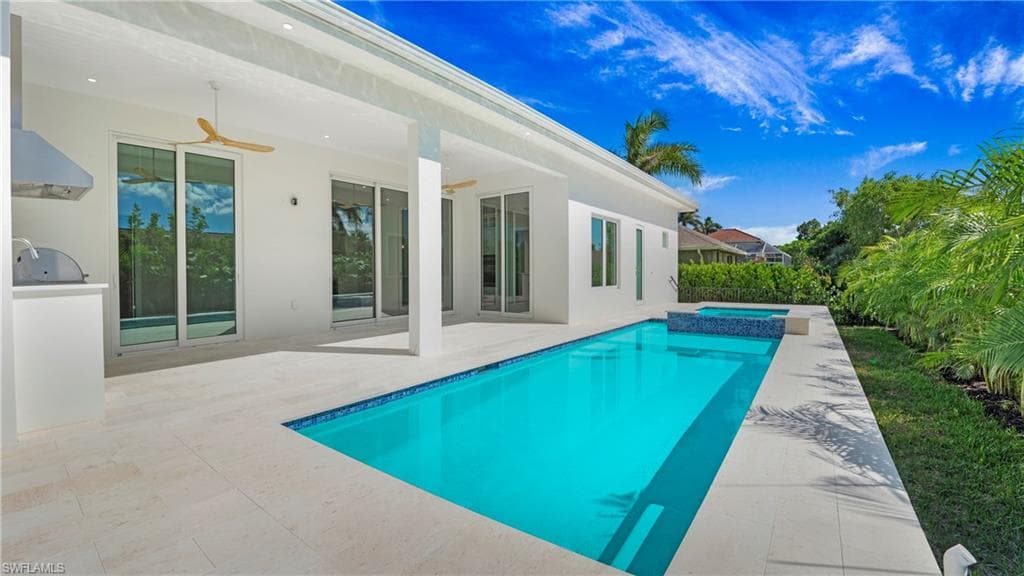 138 Kirkwood St, Marco Island, FL 34145-34