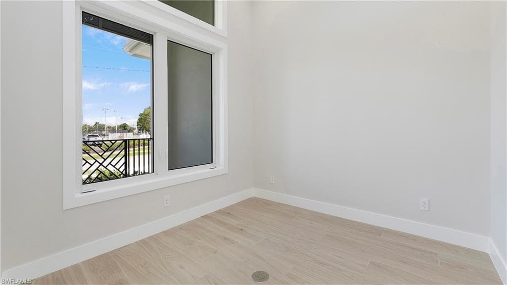 138 Kirkwood St, Marco Island, FL 34145-7