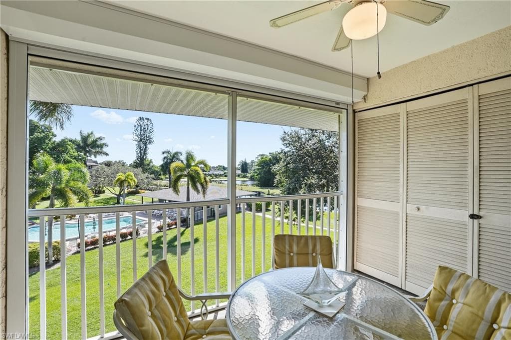 5451 Rattlesnake Hamm Rd D-305, Naples, FL 34113-12