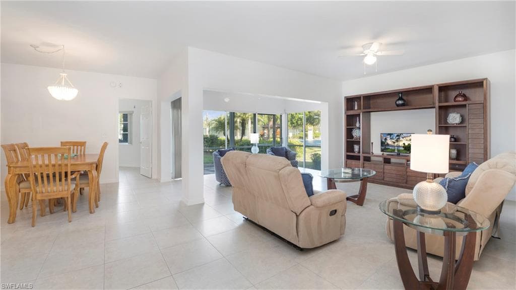 2530 Citrus Lake Dr X101, Naples, FL 34109-8