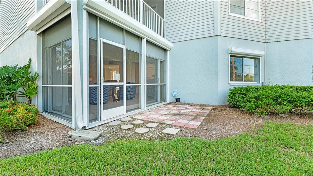 2530 Citrus Lake Dr X101, Naples, FL 34109-25