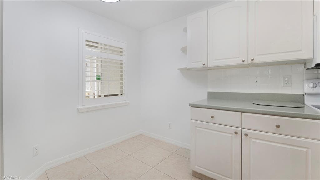 2530 Citrus Lake Dr X101, Naples, FL 34109-5