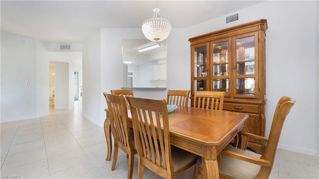 2530 Citrus Lake Dr X101, Naples, FL 34109-7