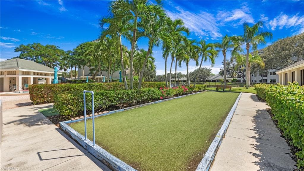 606 Arbor Lake Dr 6-104, Naples, FL 34110-35