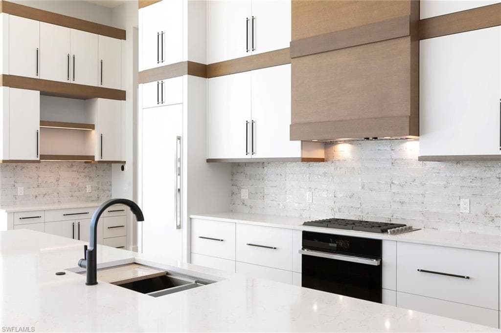 429 Persian Ct, Marco Island, FL 34145-14