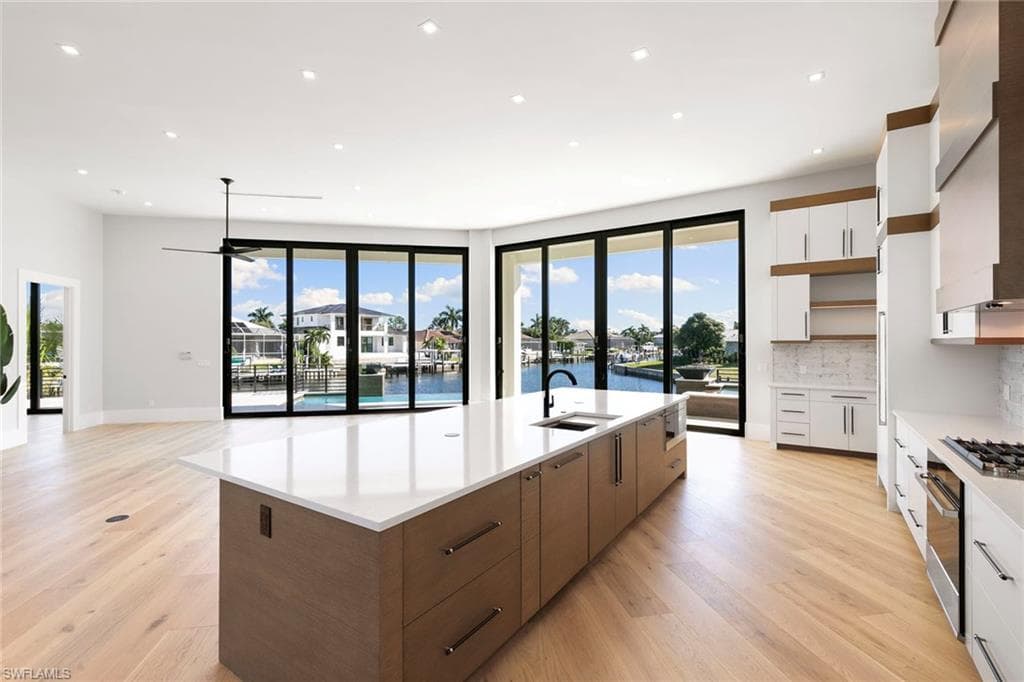 429 Persian Ct, Marco Island, FL 34145-15