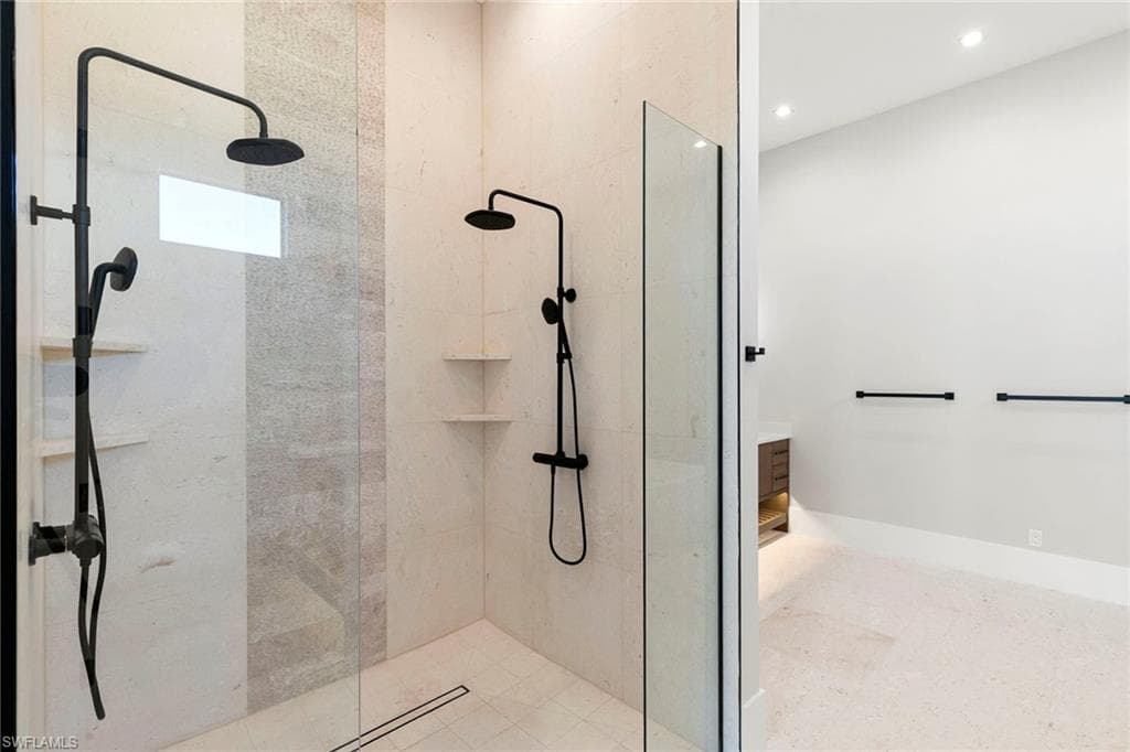 429 Persian Ct, Marco Island, FL 34145-19