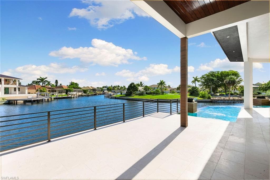 429 Persian Ct, Marco Island, FL 34145-41