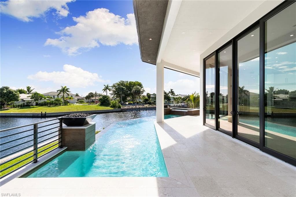 429 Persian Ct, Marco Island, FL 34145-43