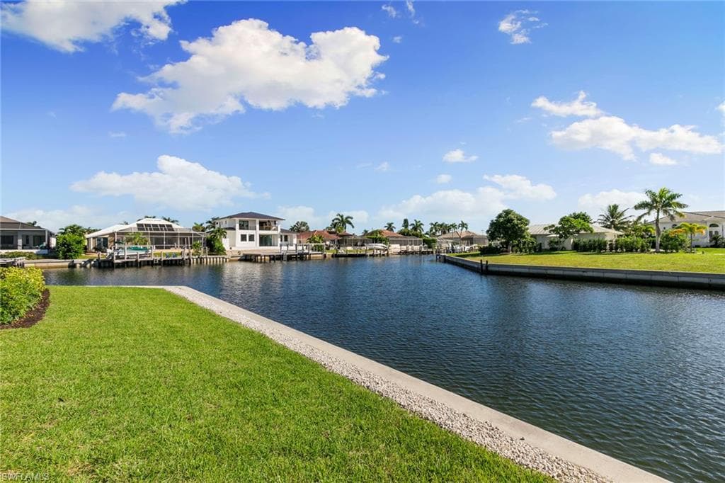 429 Persian Ct, Marco Island, FL 34145-47