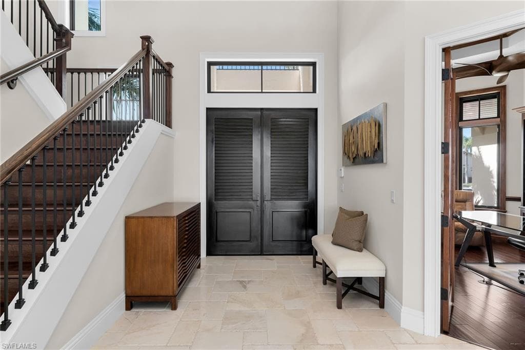 710 Tigertail Ct, Marco Island, FL 34145-14