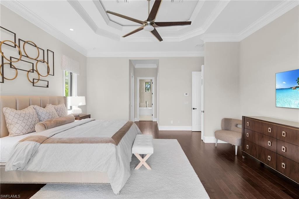 710 Tigertail Ct, Marco Island, FL 34145-17